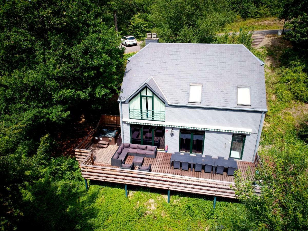 Villa Dakota - Jacuzzi, Zwembad, Playstation Durbuy Kültér fotó