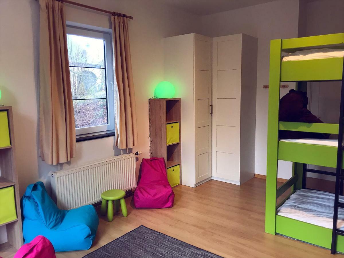 Villa Dakota - Jacuzzi, Zwembad, Playstation Durbuy Kültér fotó