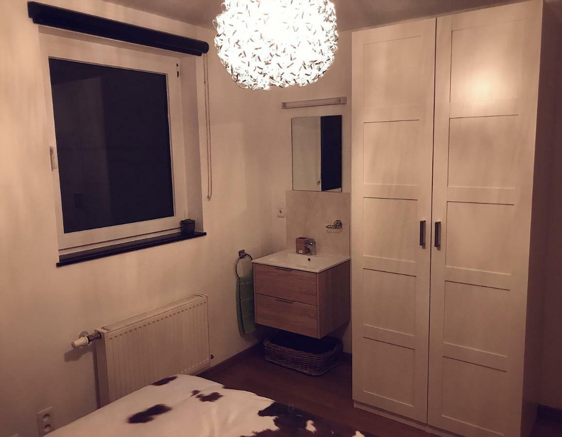 Villa Dakota - Jacuzzi, Zwembad, Playstation Durbuy Kültér fotó